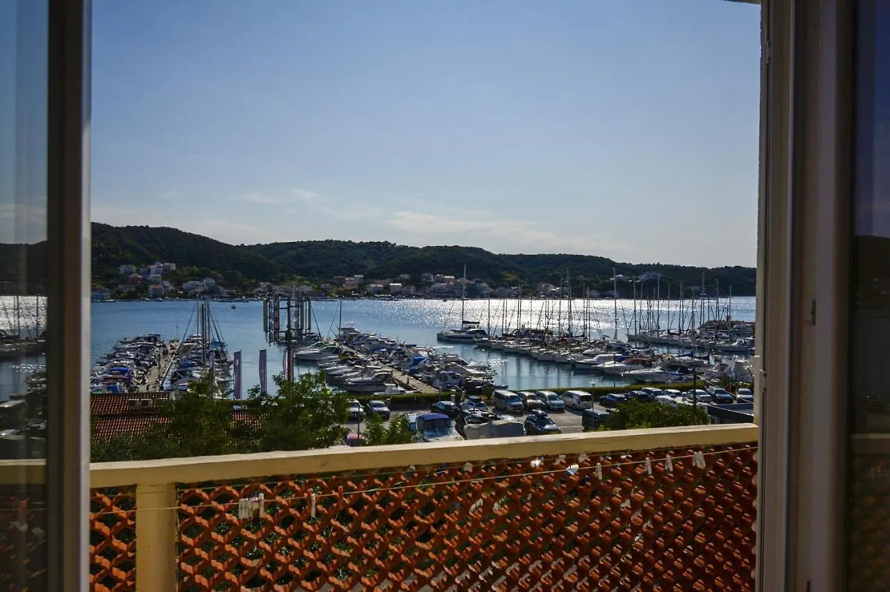 Apartment Apartmani Jasmina Supetarska Draga